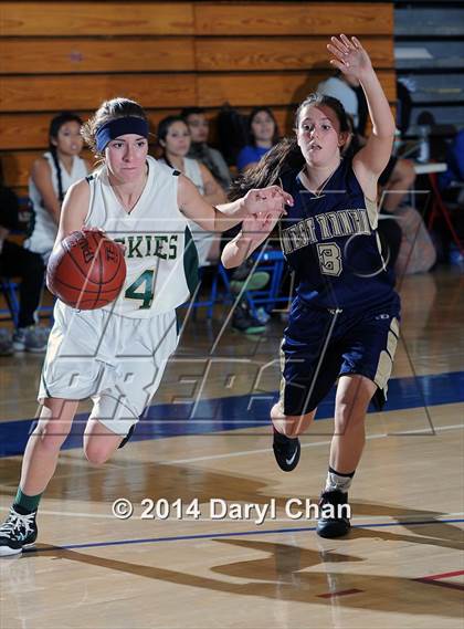 Thumbnail 3 in JV: South Hills vs West Ranch (San Gabriel Christmas Classic) photogallery.
