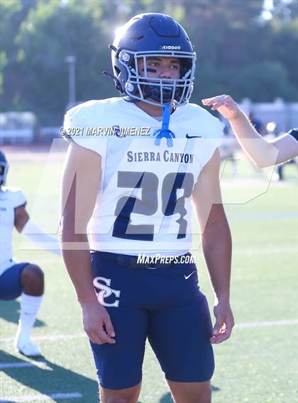 Thumbnail 3 in Oaks Christian vs Sierra Canyon photogallery.