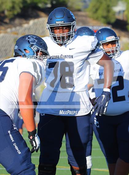 Thumbnail 2 in Oaks Christian vs Sierra Canyon photogallery.