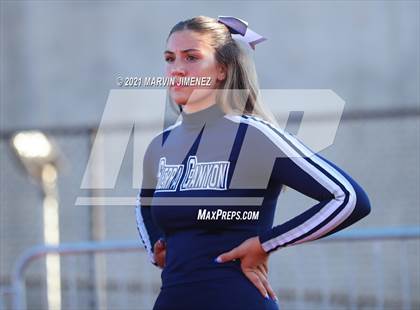 Thumbnail 3 in Oaks Christian vs Sierra Canyon photogallery.