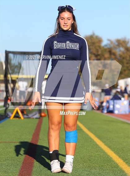 Thumbnail 1 in Oaks Christian vs Sierra Canyon photogallery.