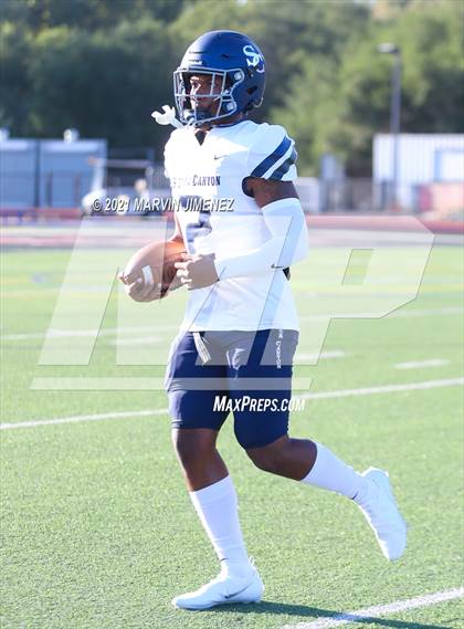 Thumbnail 2 in Oaks Christian vs Sierra Canyon photogallery.