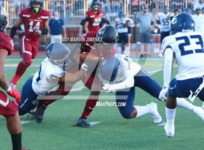 Thumbnail 2 in Oaks Christian vs Sierra Canyon photogallery.