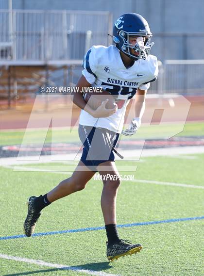 Thumbnail 1 in Oaks Christian vs Sierra Canyon photogallery.