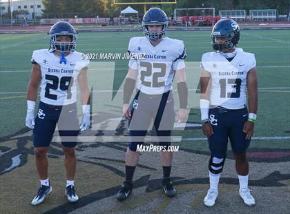 Thumbnail 2 in Oaks Christian vs Sierra Canyon photogallery.