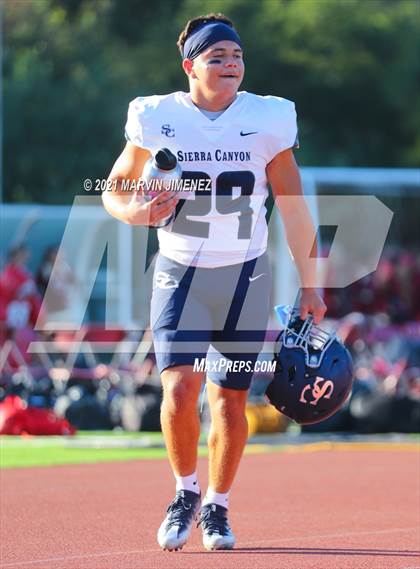Thumbnail 3 in Oaks Christian vs Sierra Canyon photogallery.