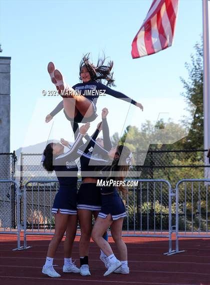 Thumbnail 3 in Oaks Christian vs Sierra Canyon photogallery.