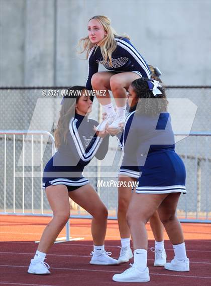 Thumbnail 3 in Oaks Christian vs Sierra Canyon photogallery.
