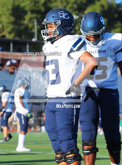 Thumbnail 2 in Oaks Christian vs Sierra Canyon photogallery.