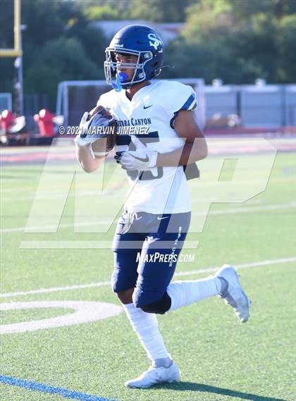 Thumbnail 1 in Oaks Christian vs Sierra Canyon photogallery.