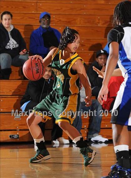 Thumbnail 2 in Westmoor vs. Valley (Jimmy V Classic) photogallery.