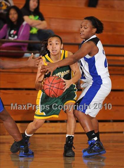 Thumbnail 2 in Westmoor vs. Valley (Jimmy V Classic) photogallery.