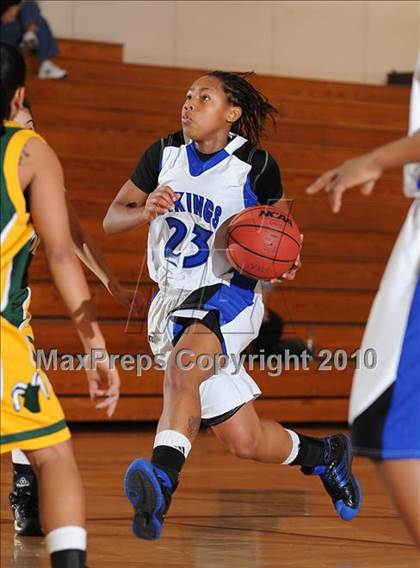 Thumbnail 1 in Westmoor vs. Valley (Jimmy V Classic) photogallery.