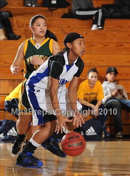 Thumbnail 2 in Westmoor vs. Valley (Jimmy V Classic) photogallery.