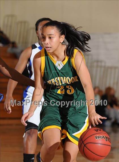 Thumbnail 1 in Westmoor vs. Valley (Jimmy V Classic) photogallery.