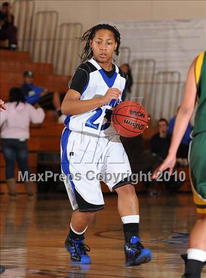 Thumbnail 2 in Westmoor vs. Valley (Jimmy V Classic) photogallery.