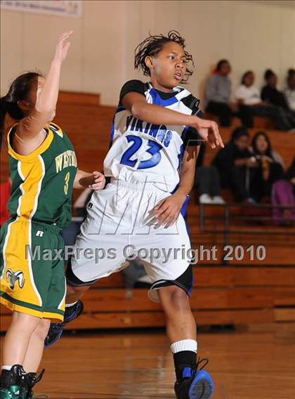 Thumbnail 2 in Westmoor vs. Valley (Jimmy V Classic) photogallery.