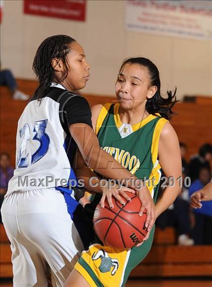 Thumbnail 1 in Westmoor vs. Valley (Jimmy V Classic) photogallery.