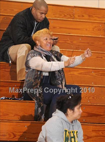 Thumbnail 1 in Westmoor vs. Valley (Jimmy V Classic) photogallery.