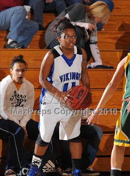 Thumbnail 1 in Westmoor vs. Valley (Jimmy V Classic) photogallery.
