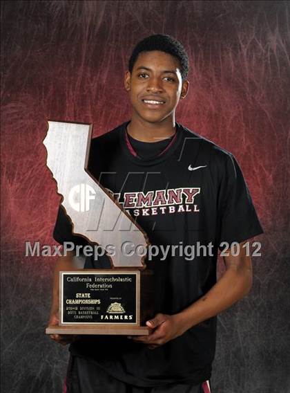 Thumbnail 2 in Alemany (CIF State D3 Award Photos) photogallery.