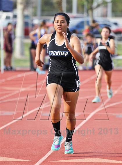 Thumbnail 2 in South West Yosemite League Meet #1 (1600m) photogallery.