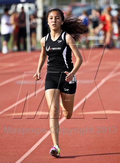 Thumbnail 2 in South West Yosemite League Meet #1 (1600m) photogallery.