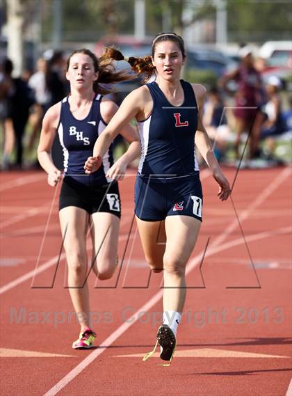Thumbnail 3 in South West Yosemite League Meet #1 (1600m) photogallery.