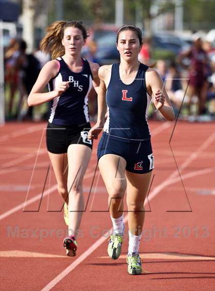 Thumbnail 2 in South West Yosemite League Meet #1 (1600m) photogallery.