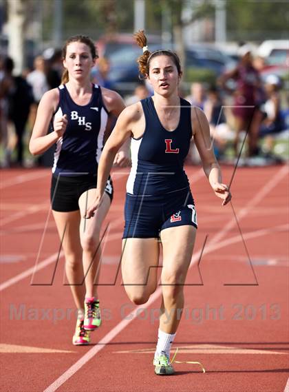 Thumbnail 1 in South West Yosemite League Meet #1 (1600m) photogallery.