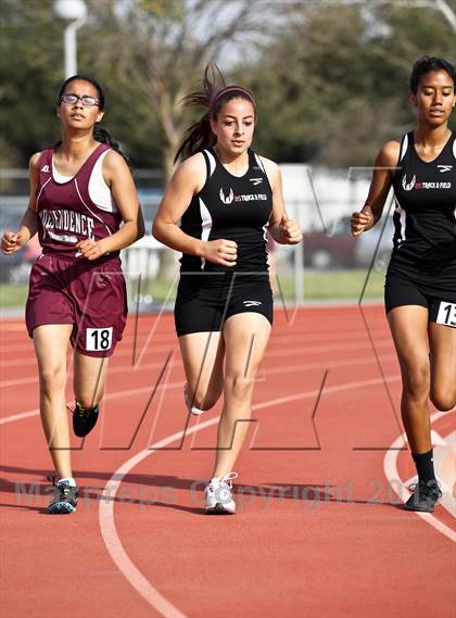 Thumbnail 1 in South West Yosemite League Meet #1 (1600m) photogallery.