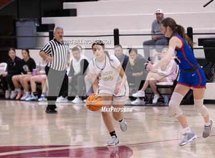 Thumbnail 3 in Jackson Prep vs. Oak Forest Academy photogallery.