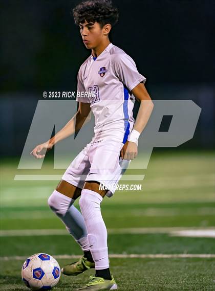 Thumbnail 3 in Oak Ridge vs Grand Oaks (Battle of the Oaks) photogallery.