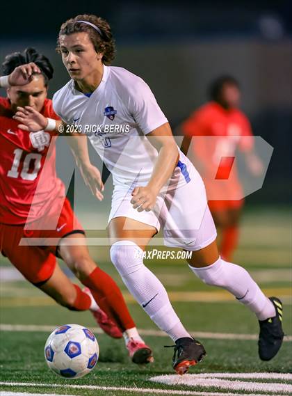 Thumbnail 3 in Oak Ridge vs Grand Oaks (Battle of the Oaks) photogallery.