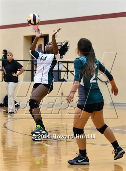 Thumbnail 3 in Grand Prairie vs Trimble Tech (EMS-ISD Tournament) photogallery.