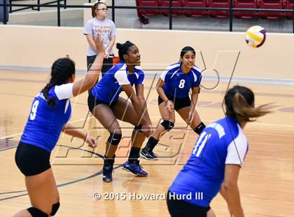 Thumbnail 3 in Grand Prairie vs Trimble Tech (EMS-ISD Tournament) photogallery.