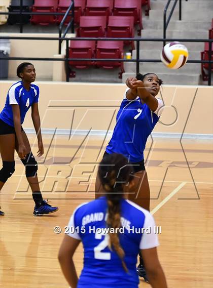 Thumbnail 3 in Grand Prairie vs Trimble Tech (EMS-ISD Tournament) photogallery.