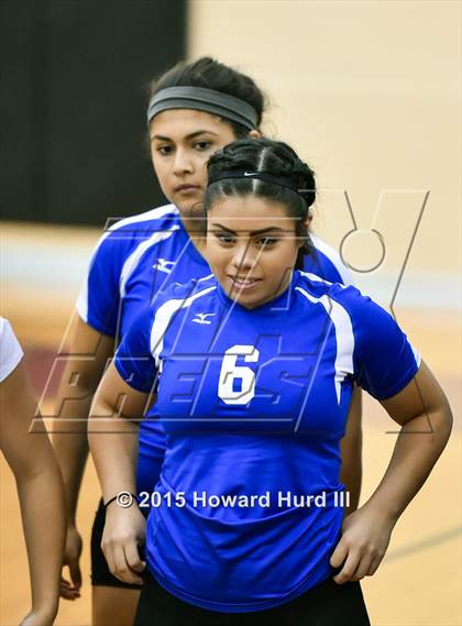 Thumbnail 3 in Grand Prairie vs Trimble Tech (EMS-ISD Tournament) photogallery.