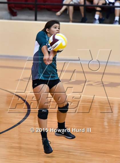 Thumbnail 3 in Grand Prairie vs Trimble Tech (EMS-ISD Tournament) photogallery.