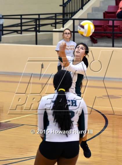 Thumbnail 3 in Grand Prairie vs Trimble Tech (EMS-ISD Tournament) photogallery.