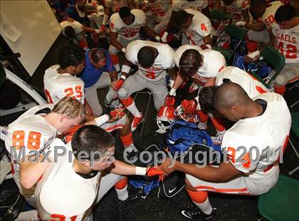 Thumbnail 2 in Bishop Gorman @ De La Salle photogallery.