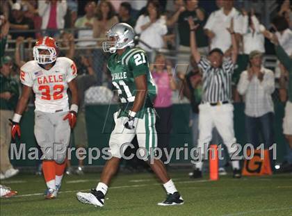 Thumbnail 3 in Bishop Gorman @ De La Salle photogallery.