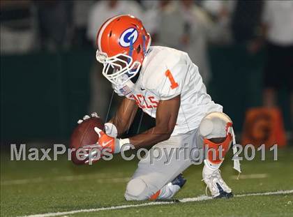 Thumbnail 2 in Bishop Gorman @ De La Salle photogallery.