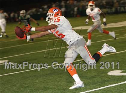 Thumbnail 2 in Bishop Gorman @ De La Salle photogallery.