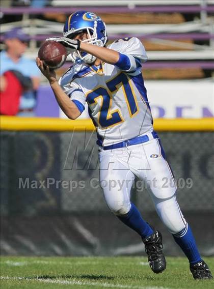 Thumbnail 3 in Serra @ Riordan photogallery.