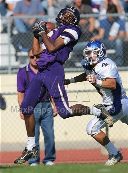 Thumbnail 1 in Serra @ Riordan photogallery.