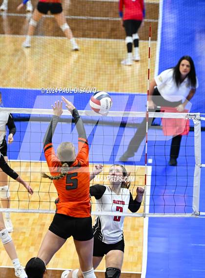 Thumbnail 3 in Del Norte vs. Haxtun (CHSAA 2A First Round) photogallery.