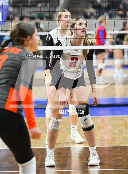 Thumbnail 2 in Del Norte vs. Haxtun (CHSAA 2A First Round) photogallery.
