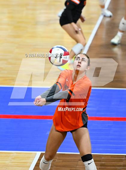Thumbnail 3 in Del Norte vs. Haxtun (CHSAA 2A First Round) photogallery.