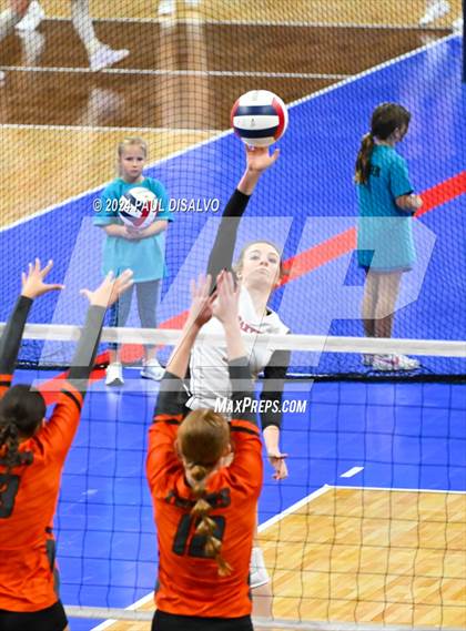 Thumbnail 3 in Del Norte vs. Haxtun (CHSAA 2A First Round) photogallery.